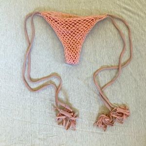 Acacia polihale bottoms